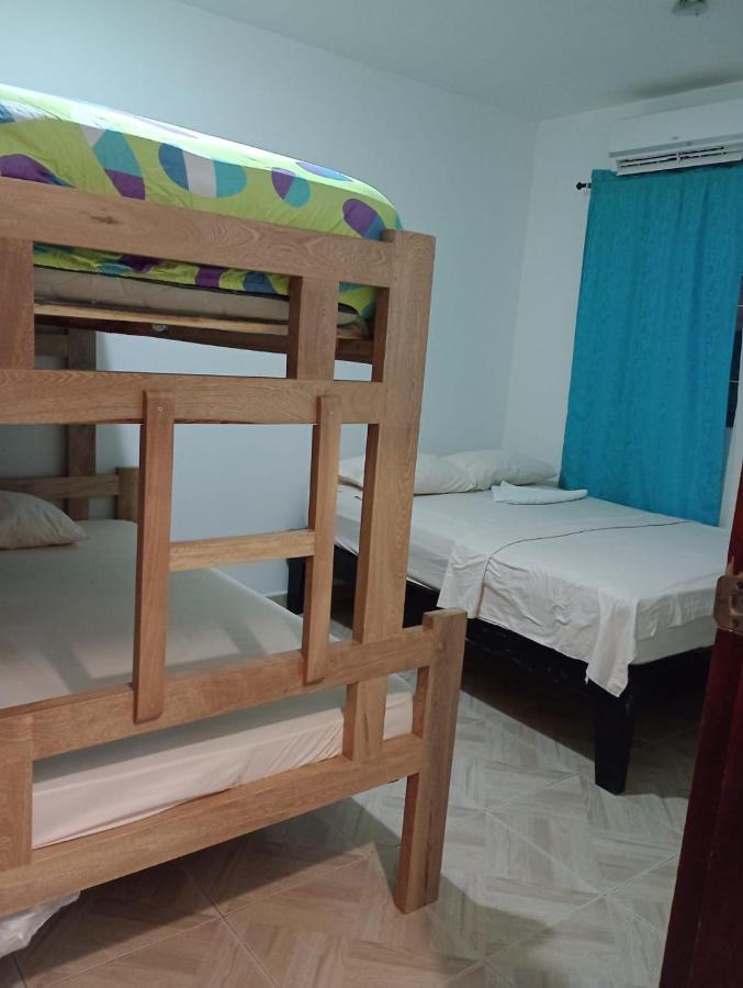 Apartahotel Eden Coveñas エクステリア 写真
